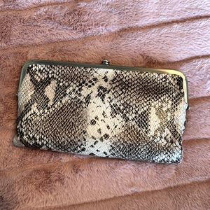 HOBO LAUREN WALLET SNAKESKIN
